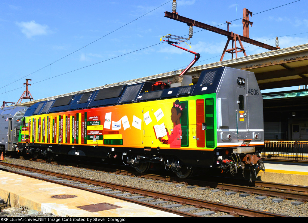 3/4 Rear to Front Shot of NJT 4508